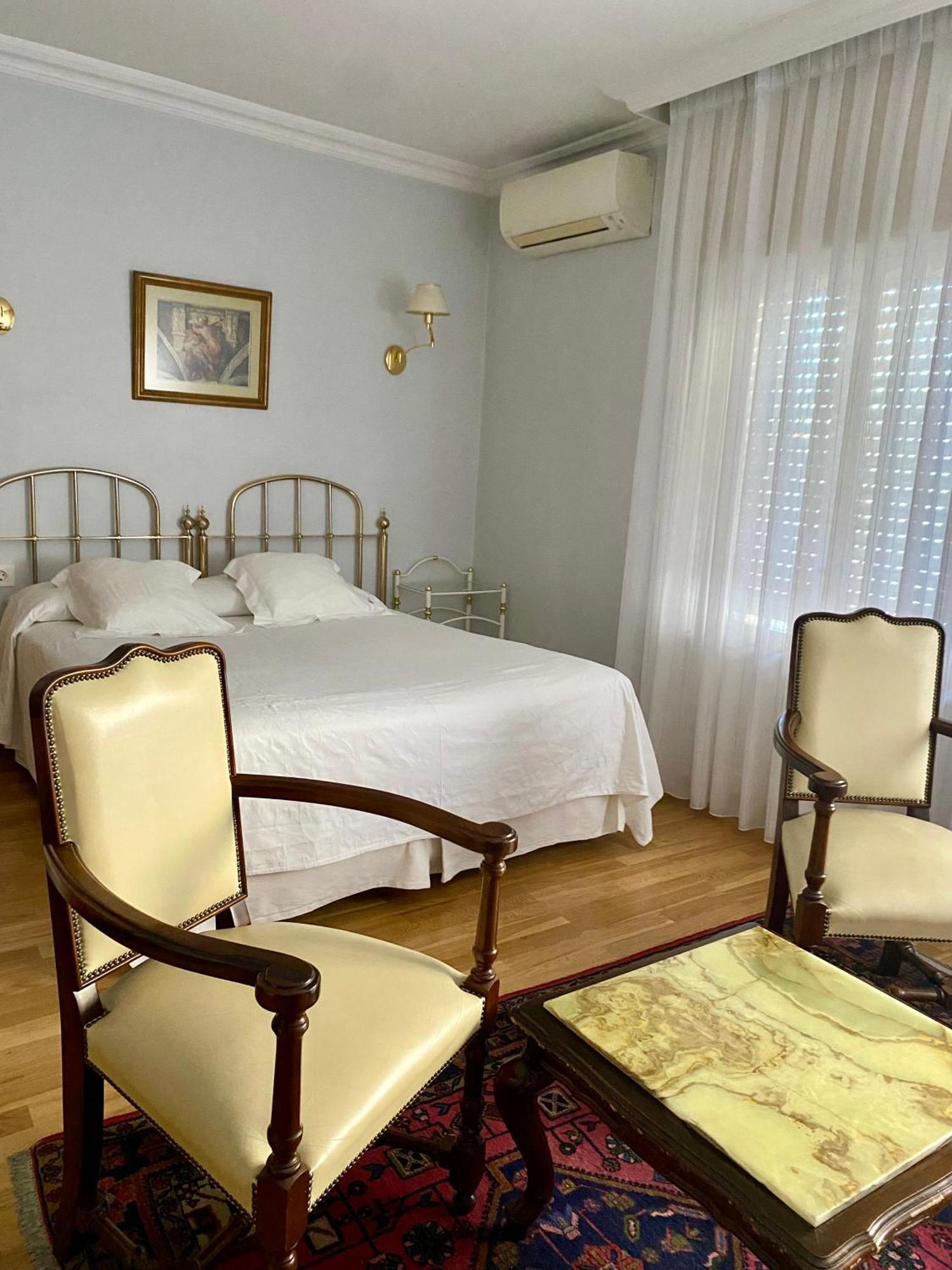 Hotel Aranda Aranda de Duero Kültér fotó